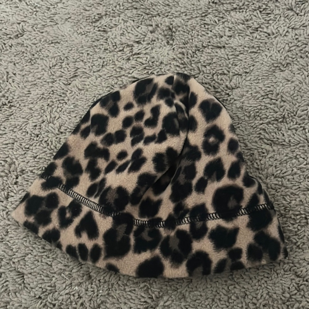 womens fleece beanie